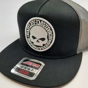 HD Motorcycles Flat Bill Trucker Mesh Snapback Harley Davidson Skull Black Willy